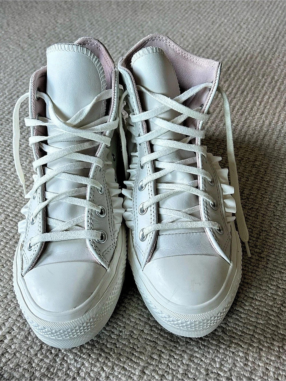 Converse Chuck Taylor All Star Leather High Top Sneakers US 7.5